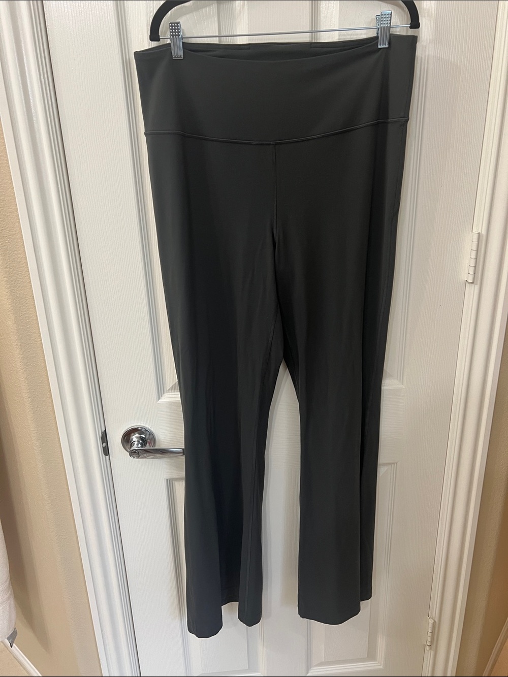 Groove Super-High-Rise Flared Pant Nulu - Picture 5 of 7